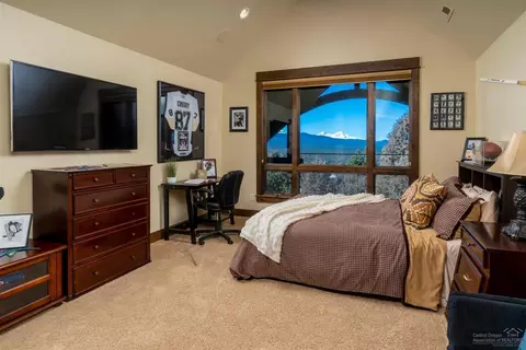 2652 NW Sample Ct, Bend, OR 97703 photo 22