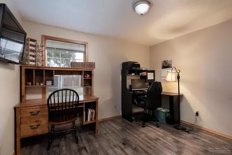 2567 NE Ocker Dr, Bend, OR 97701 photo 13