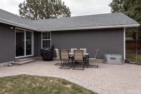 2567 NE Ocker Dr, Bend, OR 97701 photo 17