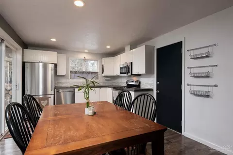 2567 NE Ocker Dr, Bend, OR 97701 photo 8