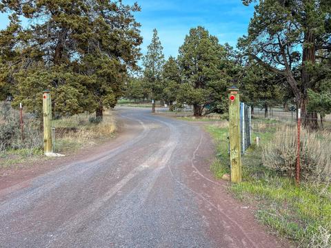 65228 85th Pl, Bend, OR 97703 photo 42