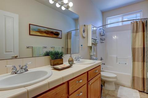 19968 Heron Loop, Bend, OR 97702 photo 14