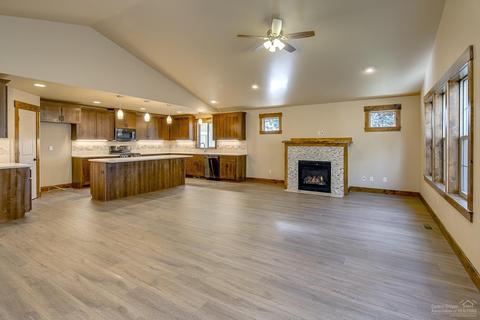 2533 NE Ocker Dr, Bend, OR 97701 photo 8