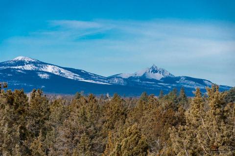 19155 Pinehurst Rd, Bend, OR 97703 photo 2