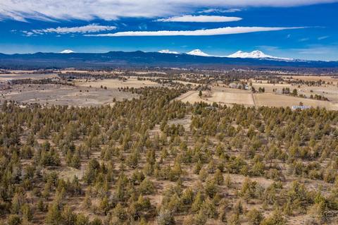 19155 Pinehurst Rd, Bend, OR 97703 photo 3