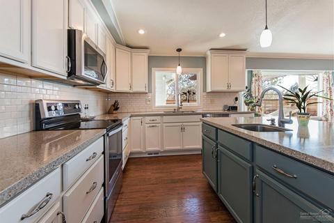 66150 Becker Rd, Bend, OR 97703 photo 1