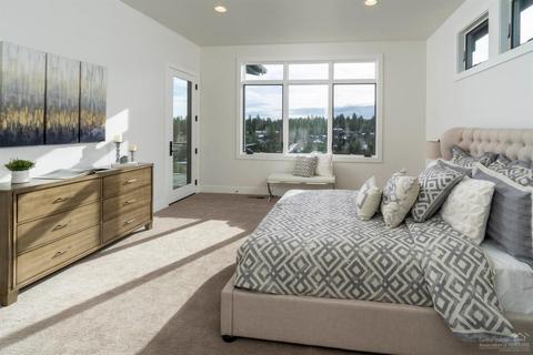 19333 Outrider Loop, Bend, OR 97702 photo 16