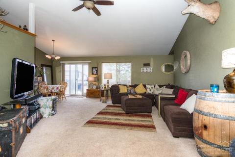62641 Hawkview Rd, Bend, OR 97701 photo 5