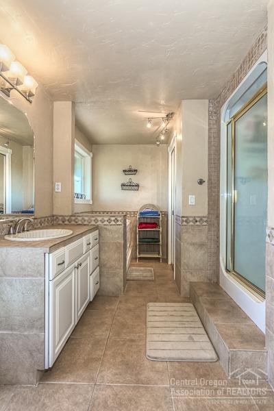 60410 Sunridge Dr, Bend, OR 97702 photo 19