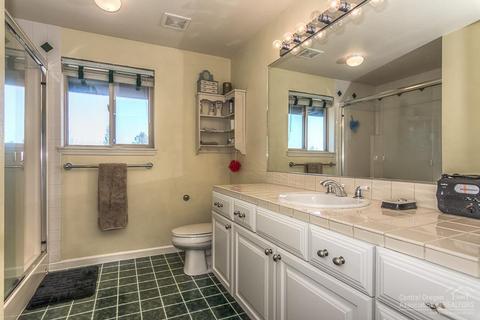 60410 Sunridge Dr, Bend, OR 97702 photo 17