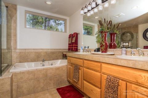 58118 Kinglet Ln, Sunriver, OR 97707 photo 17