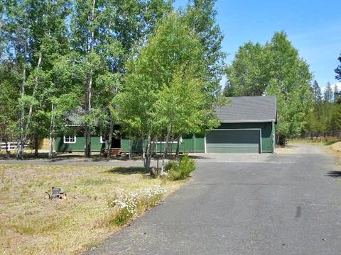 55374 Gross Dr, Bend, OR 97707 photo 2