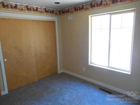 55374 Gross Dr, Bend, OR 97707 photo 13