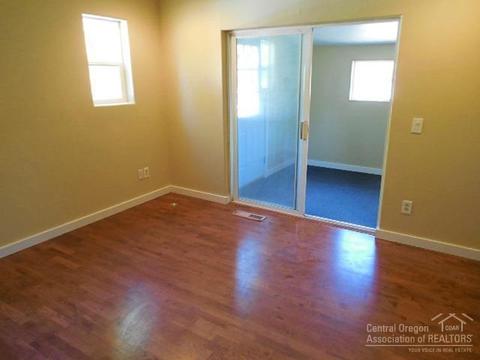 55374 Gross Dr, Bend, OR 97707 photo 15