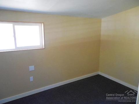 55374 Gross Dr, Bend, OR 97707 photo 16