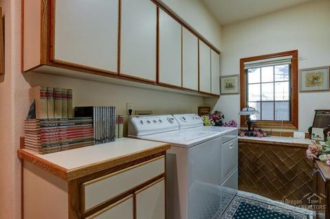 60898 Willow Creek Loop, Bend, OR 97702 photo 20