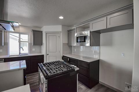 20778 Beaumont Dr, Bend, OR 97701 photo 12