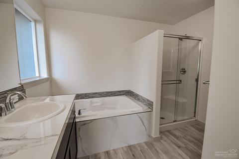 20778 Beaumont Dr, Bend, OR 97701 photo 8