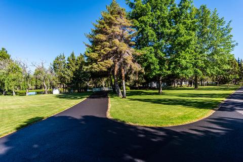 63245 Cole Rd, Bend, OR 97701 photo 5