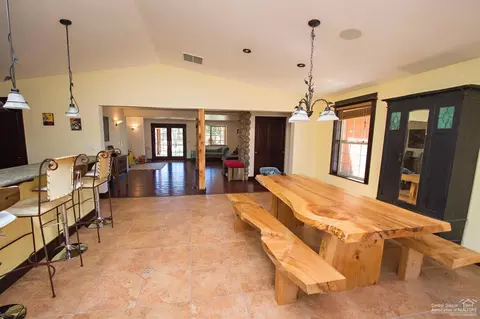 65305 76th St, Bend, OR 97703 photo 4