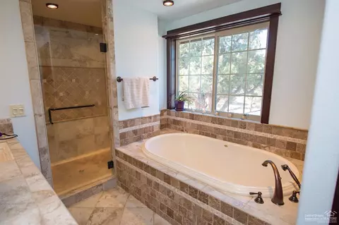 65305 76th St, Bend, OR 97703 photo 16