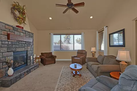 61363 Fairfield Dr, Bend, OR 97702 photo 9
