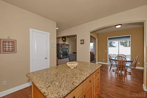 61363 Fairfield Dr, Bend, OR 97702 photo 4