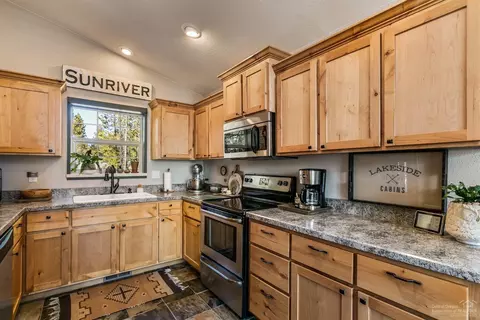 16720 Pony Express Way, Bend, OR 97707 photo 7