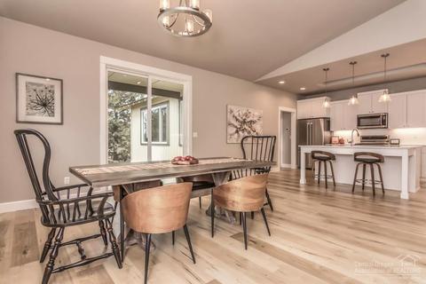 20819 Beaumont Dr, Bend, OR 97701 photo 7