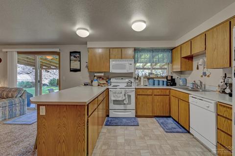 19322 Mohawk, Bend, OR 97702 photo 13