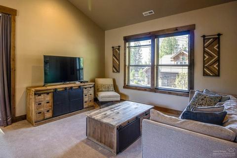 56623 Sunstone Loop, Bend, OR 97707 photo 18