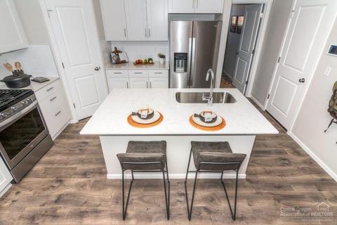 21165 SE Philly Ave, Bend, OR 97701 photo 8