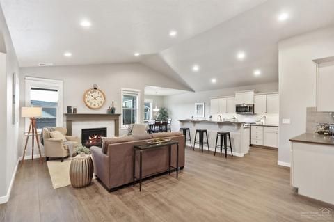 63816 Wellington St, Bend, OR 97701 photo 6