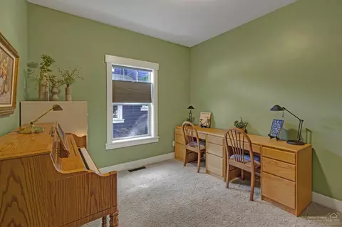 2487 NW High Lakes Loop, Bend, OR 97703 photo 18