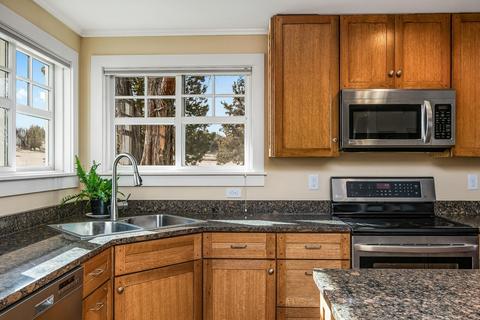 19475 Pinehurst Rd, Bend, OR 97703 photo 8