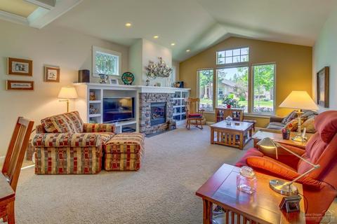 63262 Newhall Pl, Bend, OR 97703 photo 6