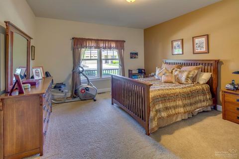 63262 Newhall Pl, Bend, OR 97703 photo 14