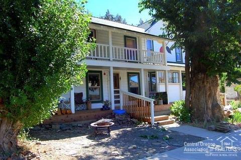 112 SW Main St, Mitchell, OR 97750 photo 3