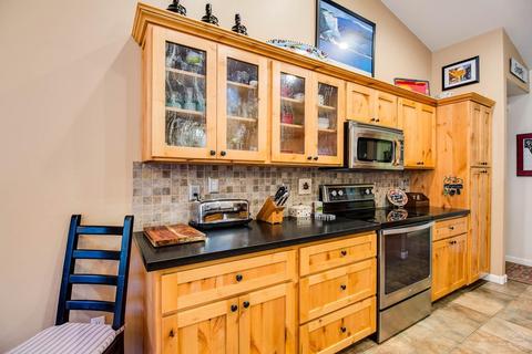 17011 Upland Rd, Bend, OR 97707 photo 7