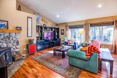 17011 Upland Rd, Bend, OR 97707 photo 3