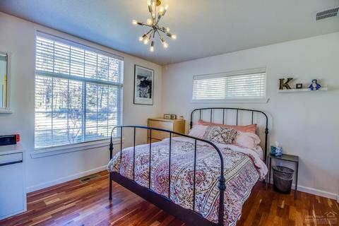 17011 Upland Rd, Bend, OR 97707 photo 12