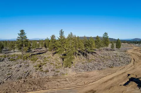 62375 Huntsman Loop, Bend, OR 97703 photo 18
