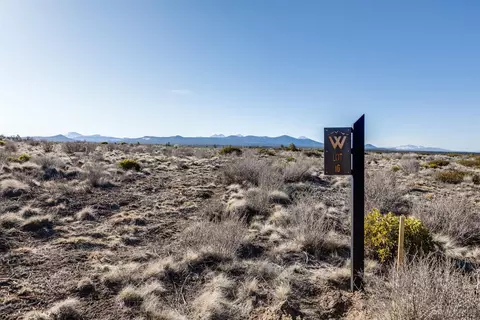62365 Huntsman Loop, Bend, OR 97703 photo 11