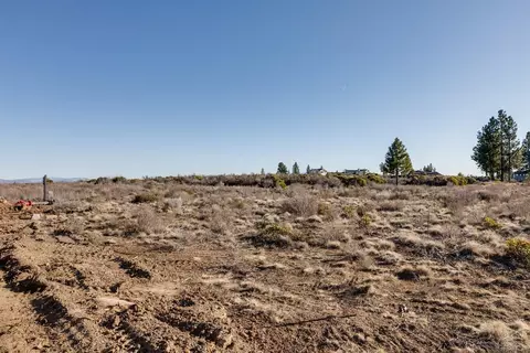 62365 Huntsman Loop, Bend, OR 97703 photo 13