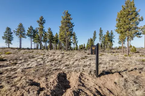 62365 Huntsman Loop, Bend, OR 97703 photo 15
