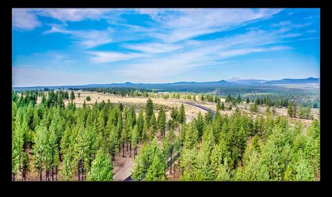62345 Huntsman Loop, Bend, OR 97703 photo 3