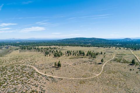 62340 Huntsman Loop, Bend, OR 97703 photo 10