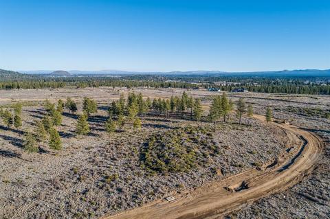 62400 Huntsman Loop, Bend, OR 97703 photo 24