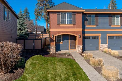 20251 NW Schaeffer Dr, Bend, OR 97703 photo 1