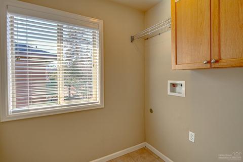 20251 NW Schaeffer Dr, Bend, OR 97703 photo 13